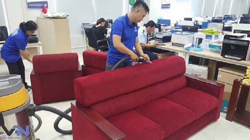  washing sofas at home in Hanoi